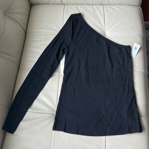 2 for $10 NWT One Sleeve Top